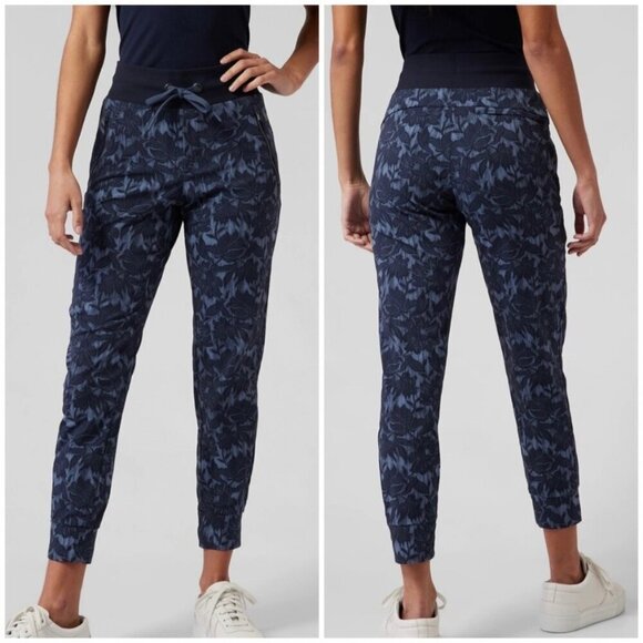 Athleta Trekkie North Jogger Ethereal Bloom flower print Size 6 Navy Blue nylon - Picture 1 of 11